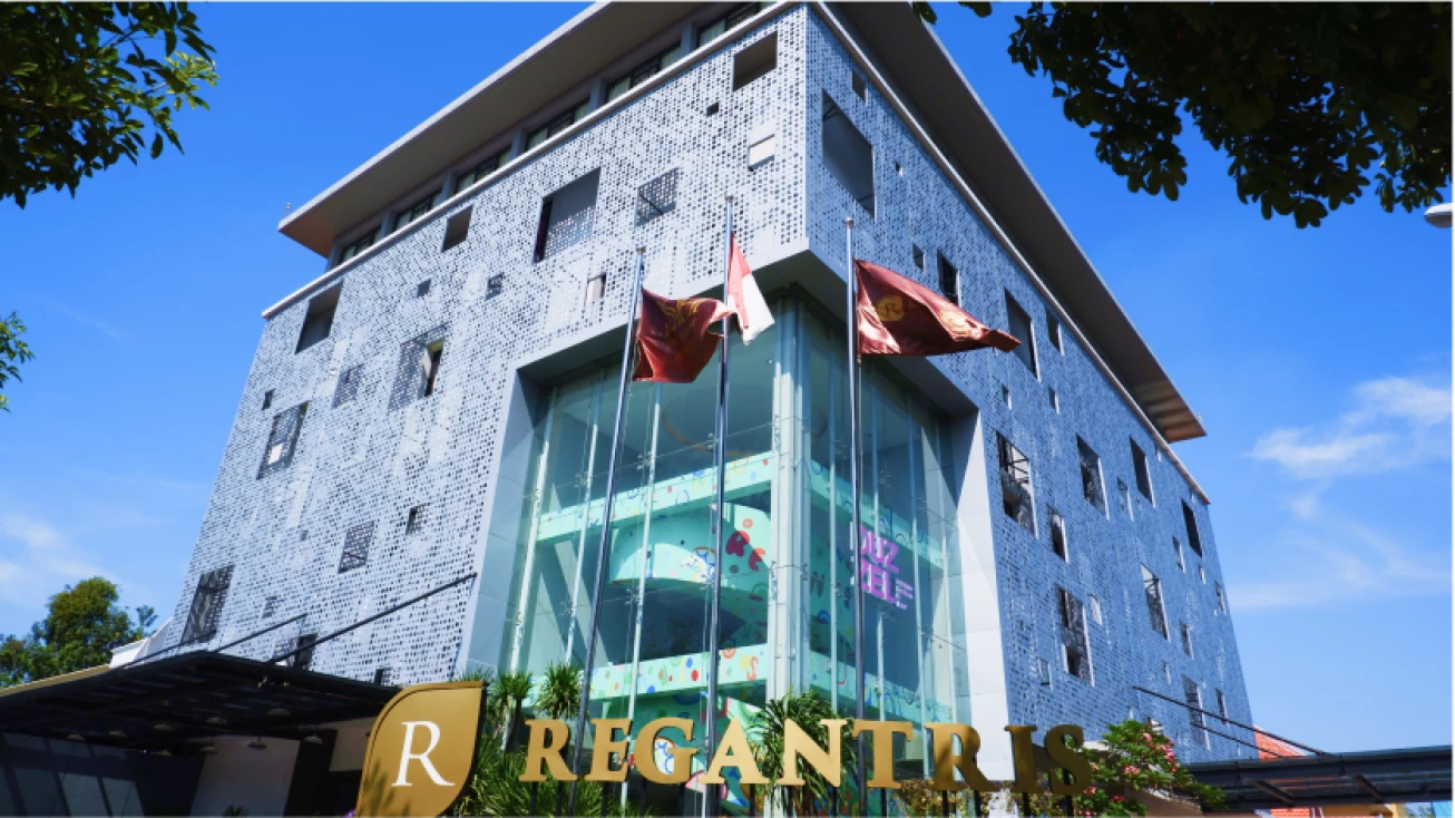 HOTEL REGANTRIS - SURABAYA