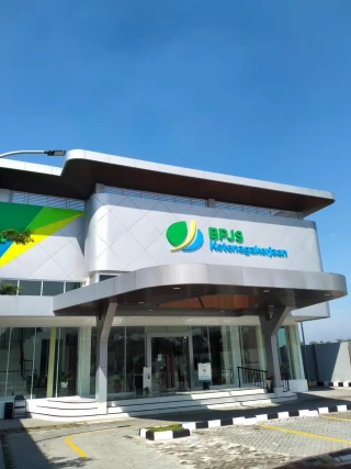  Kantor BPJS Ketenagakerjaan - Blitar